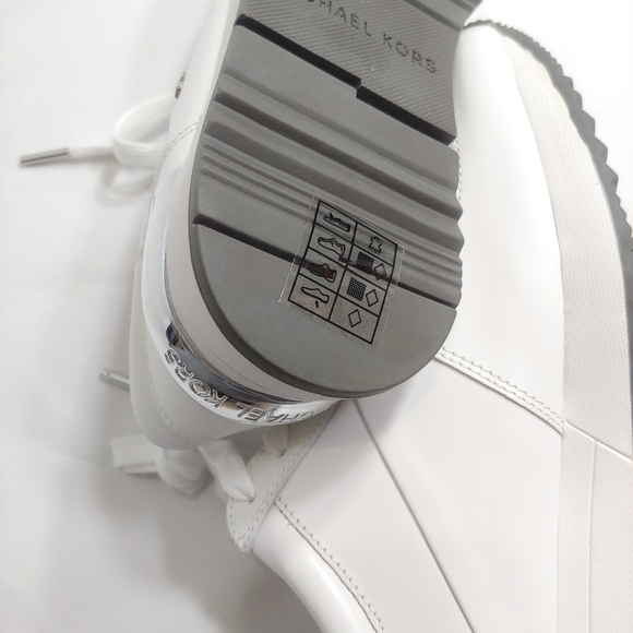 Michael Kors new Size 8 Allie trainer leather sneakers - Picture 9 of 9